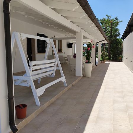 B&B Villa Fanizza Порто Чезарео Екстериор снимка