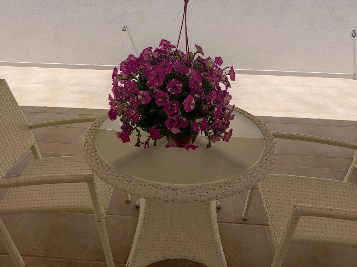 B&B Villa Fanizza Порто Чезарео Екстериор снимка