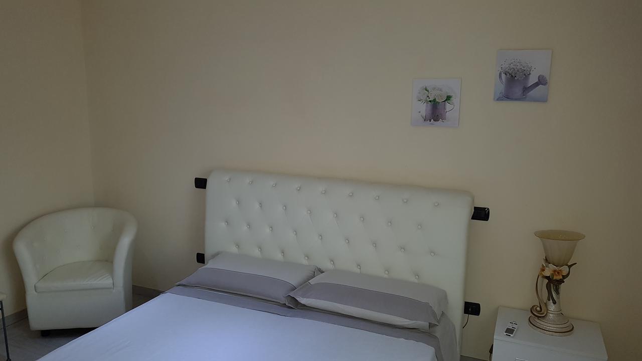 B&B Villa Fanizza Порто Чезарео Екстериор снимка